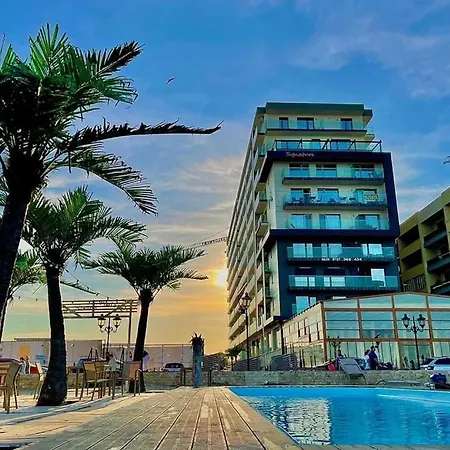 Cavo Luxury